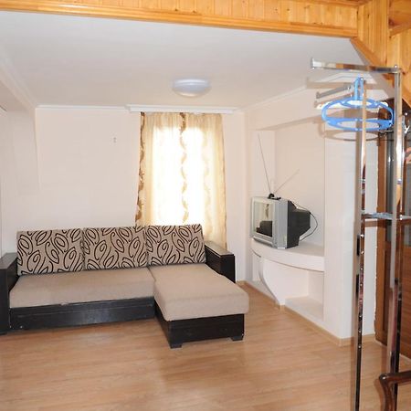 سوخومي Apartment On Prospekt Mira 71 المظهر الخارجي الصورة