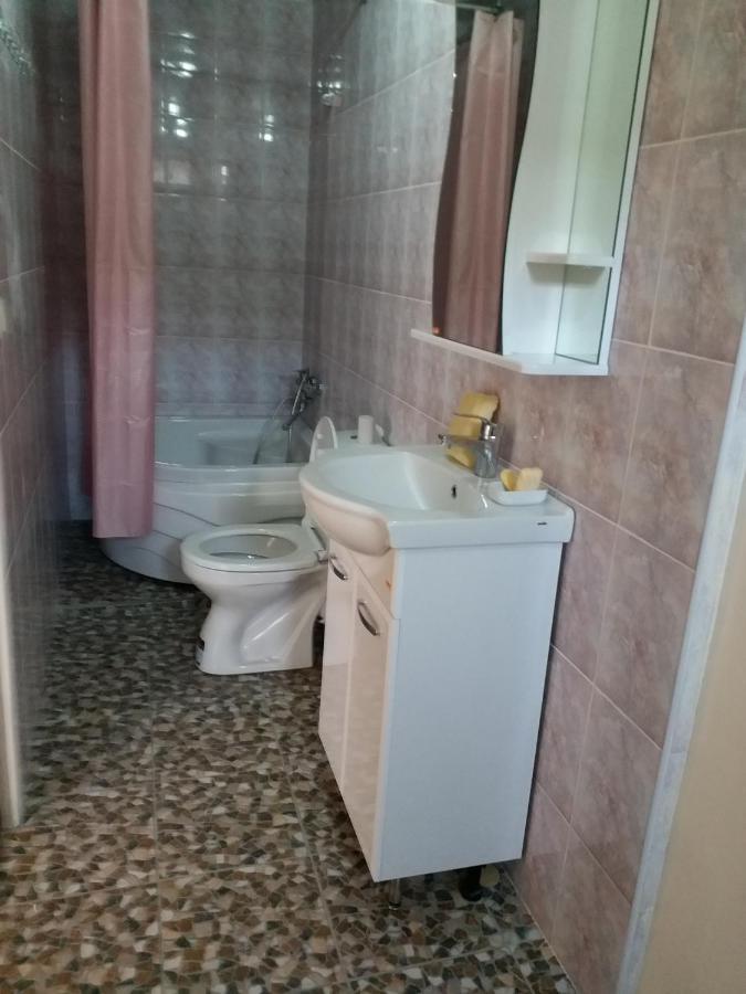سوخومي Apartment On Prospekt Mira 71 المظهر الخارجي الصورة