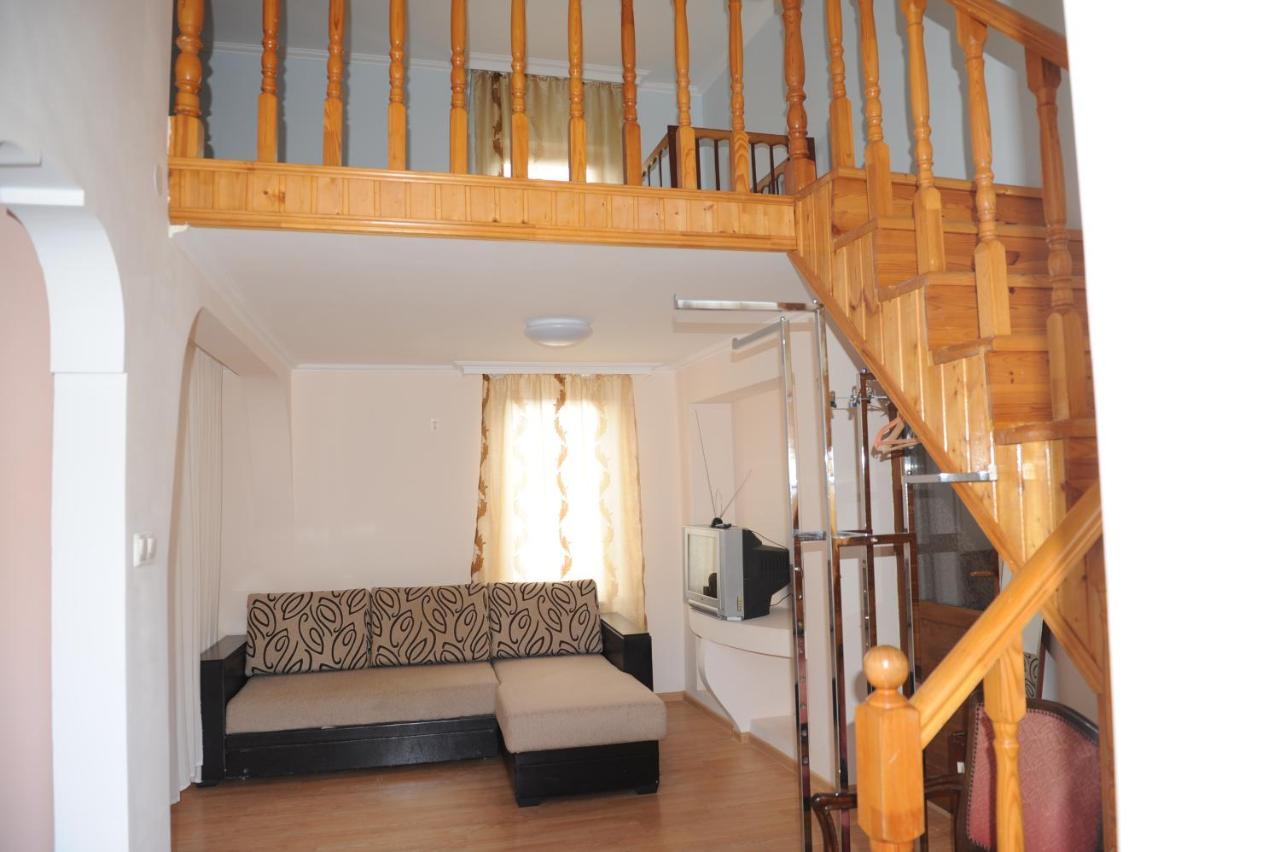 سوخومي Apartment On Prospekt Mira 71 المظهر الخارجي الصورة