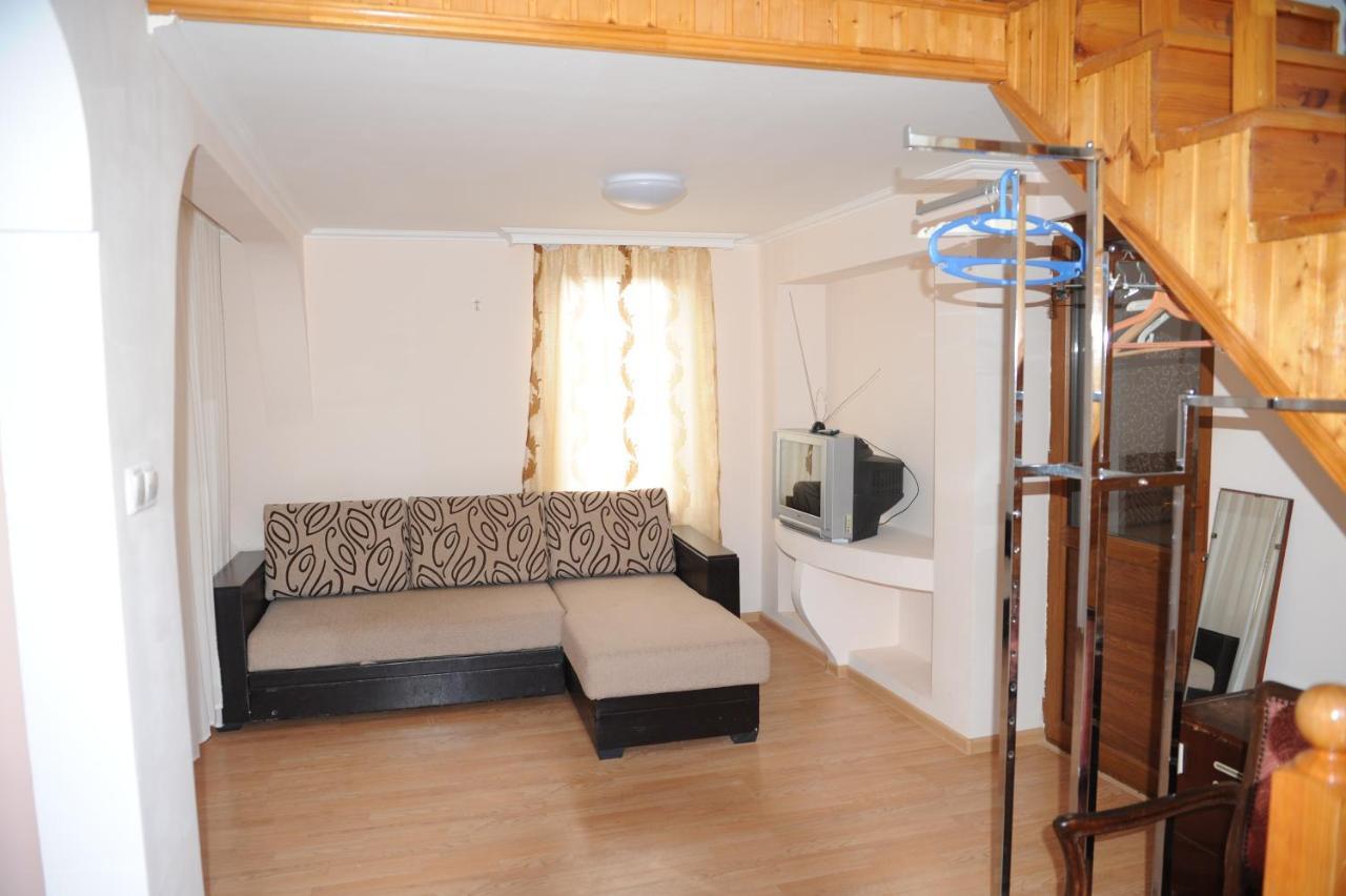 سوخومي Apartment On Prospekt Mira 71 المظهر الخارجي الصورة