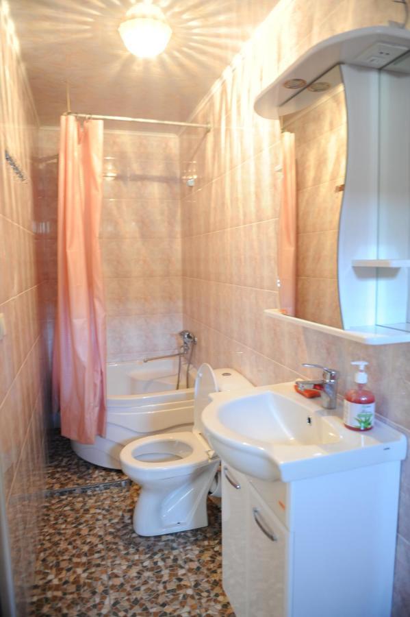 سوخومي Apartment On Prospekt Mira 71 المظهر الخارجي الصورة