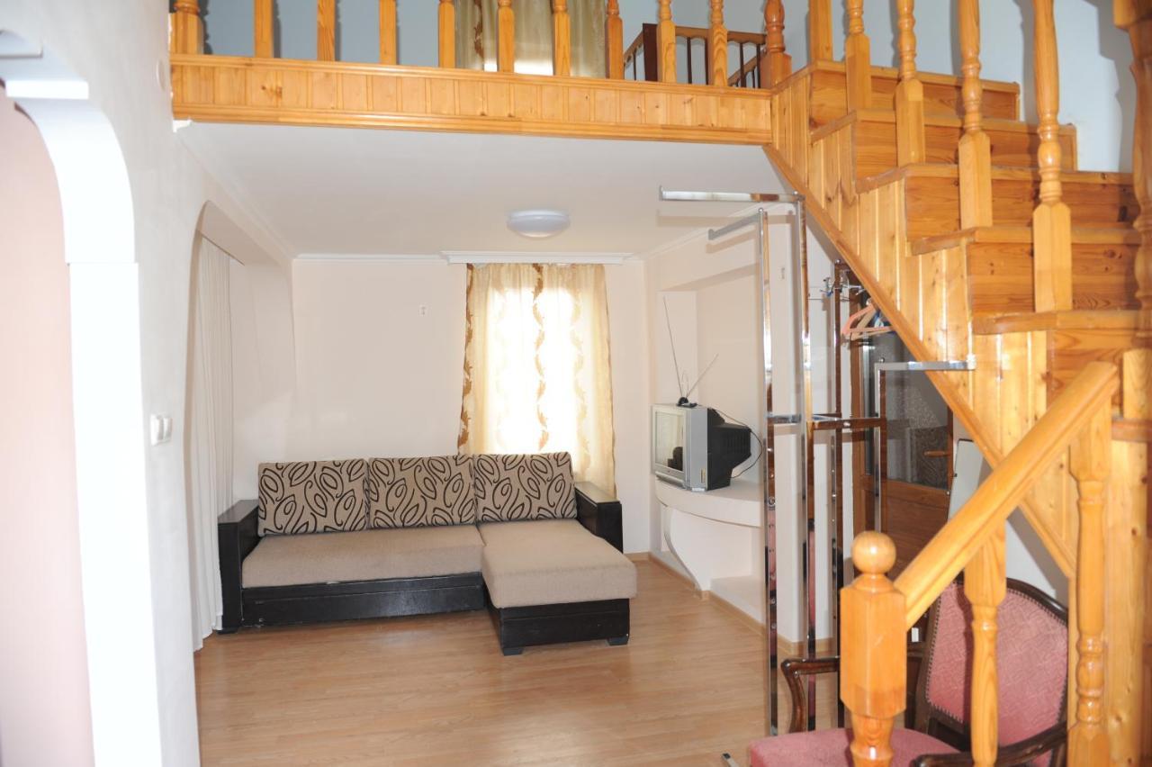 سوخومي Apartment On Prospekt Mira 71 المظهر الخارجي الصورة
