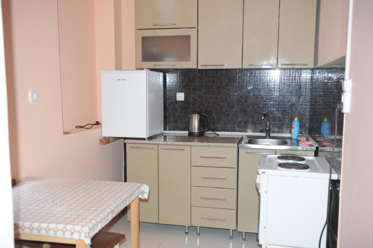 سوخومي Apartment On Prospekt Mira 71 المظهر الخارجي الصورة